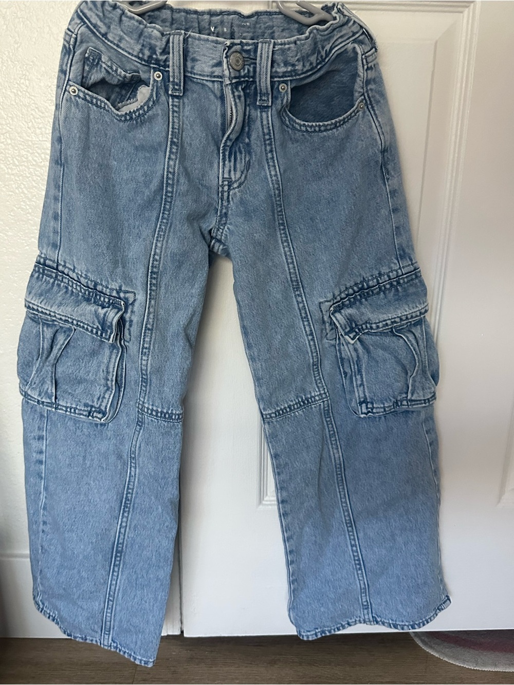 Light Blue Cargo Jeans - Classic Utility Style